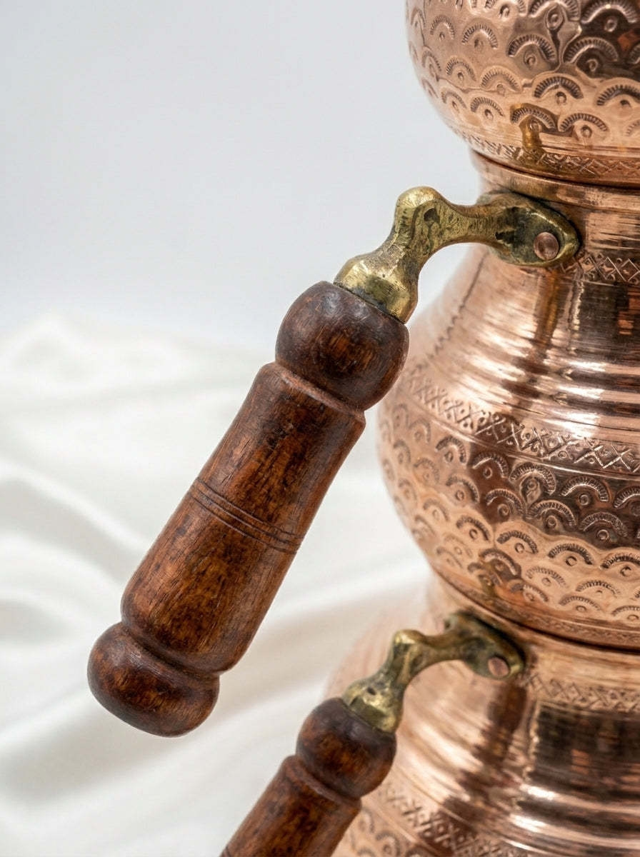 İşlemeli Bakır Çaydanlık - Klasik Ahşap Kulplu (Kırmızı Bakır)